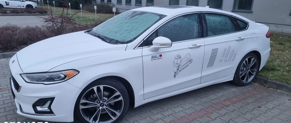 Ford Fusion cena 65900 przebieg: 81316, rok produkcji 2020 z Żyrardów małe 352